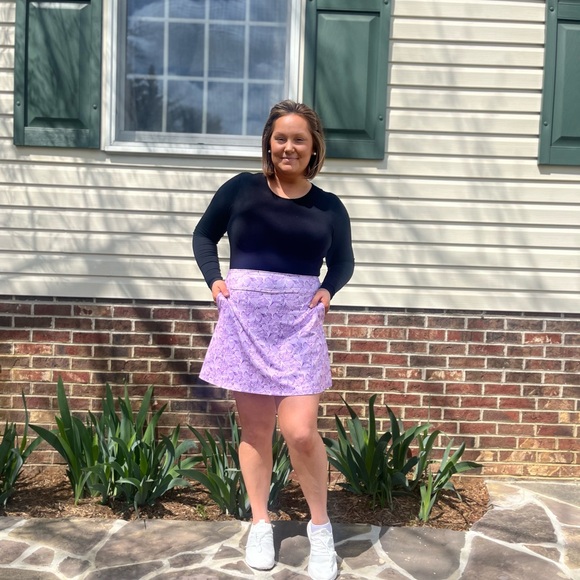 Meet your Posher, Tiffany - Picture 4 of 6